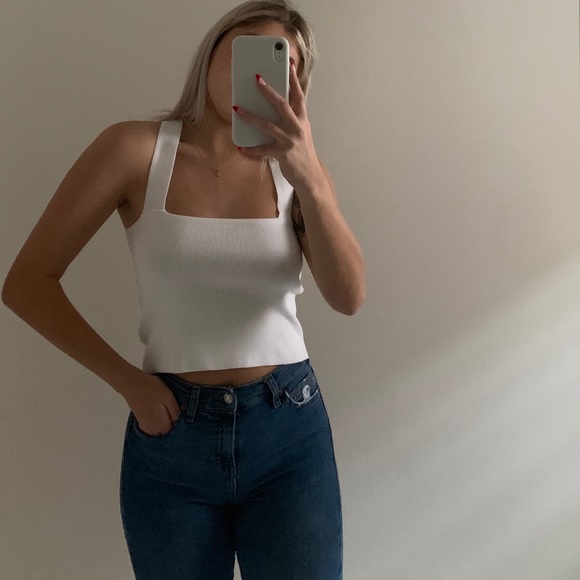 White tank top cross back - Picture 2 of 2